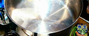 アルミ鍋の黒ずみを取る方法005
